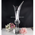 Fábrica fabrica varios trofeos en blanco de cristal